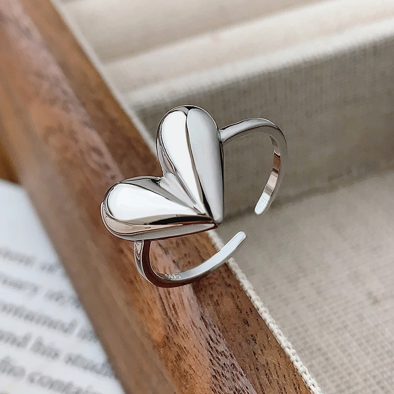

Niche Design S925 Silver Three-dimensional Geometric Heart-shaped Opening Temperament Ring Engagement Proposal Ring