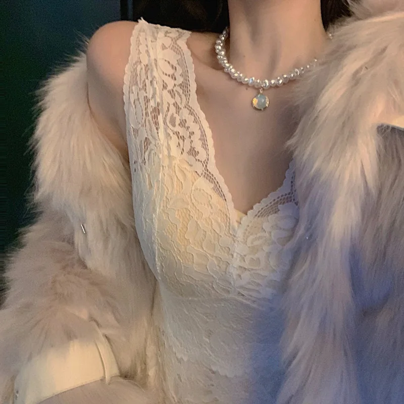 Women's Faux Fur Vest Lace Trim Camisole Thickened Fleece Winter Warm Backless Bra Integrated Velvet Base Top