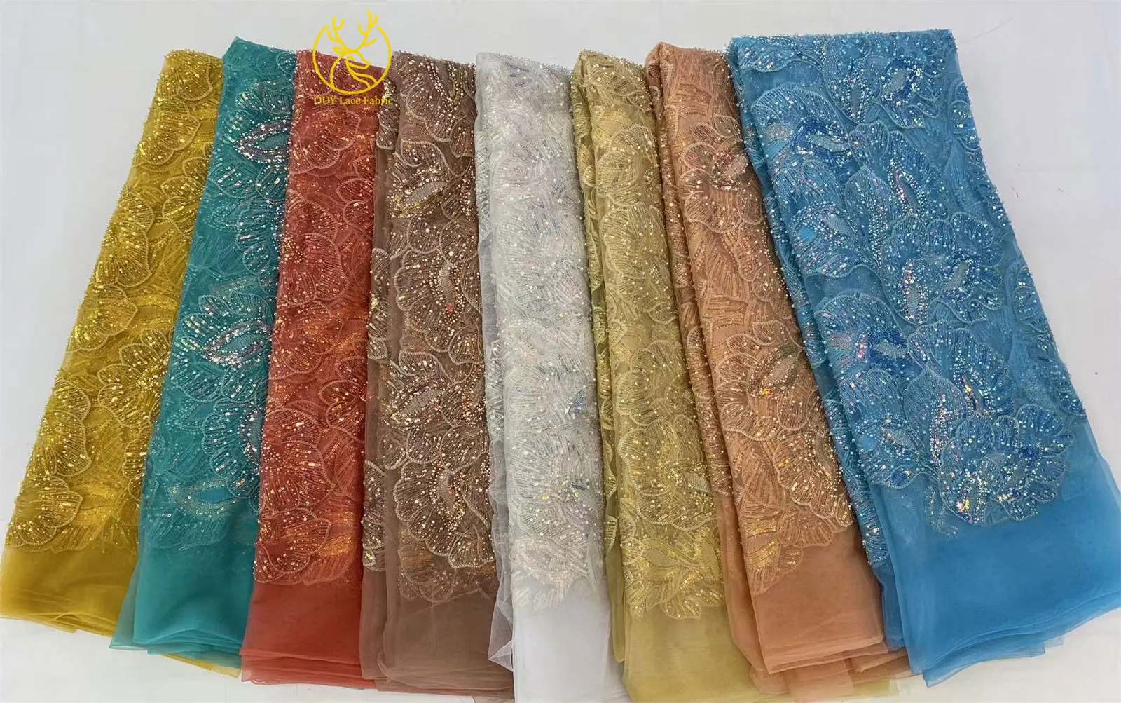 Eleganter afrikanischer Spitzenstoff mit Pailletten und Perlen, 5 Yards hochwertiger französischer Tüll-Spitzenstoff, nigerianischer Spitzenstoff für Braut- und Hochzeitsfeiern zum Nähen – Detail 3
