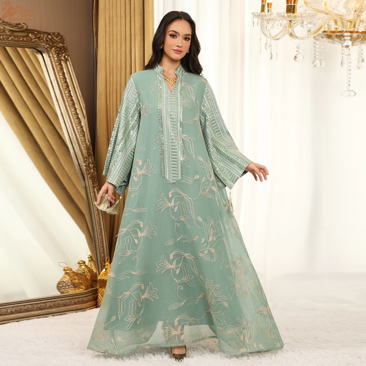 

Luxury Abaya Women Muslim Dress Long Sleeve Floral Embroidered Tassel Robe Middle Eastern Kaftan Dresses Muslim Evening Dress