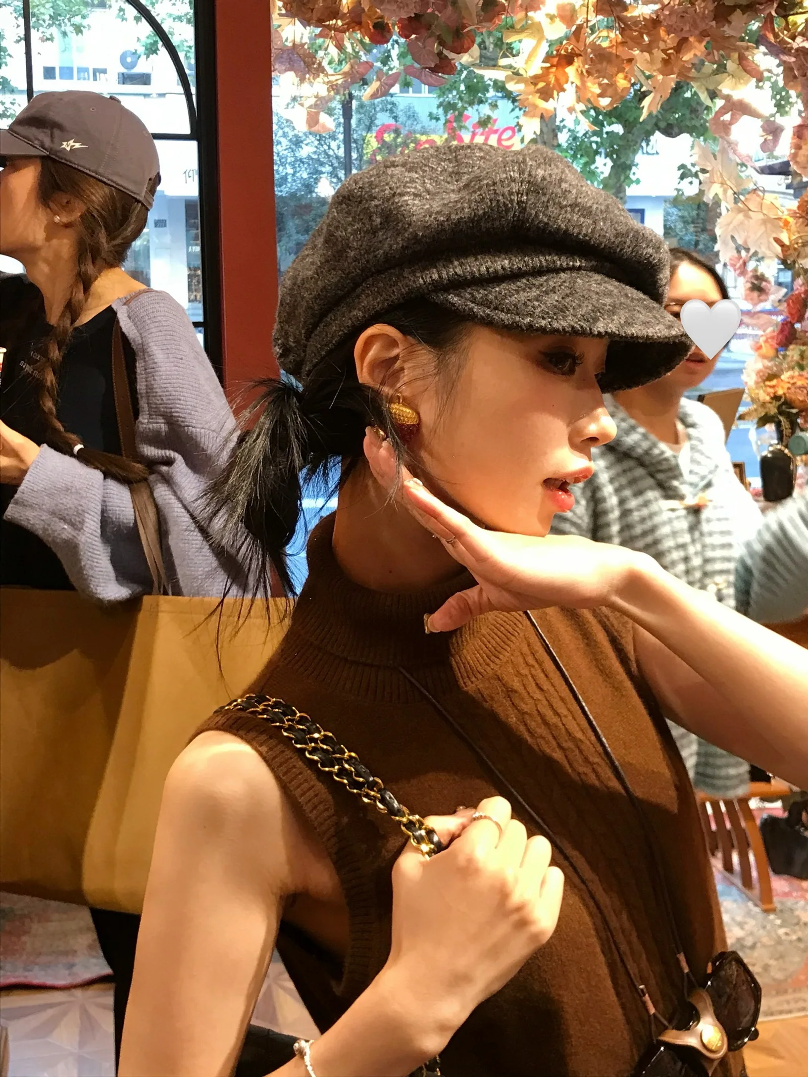 

Vintage High Collar Small Twist Vest Knitted Sweater Bear Plu White Enhancing Wool Blend Svel Overhead