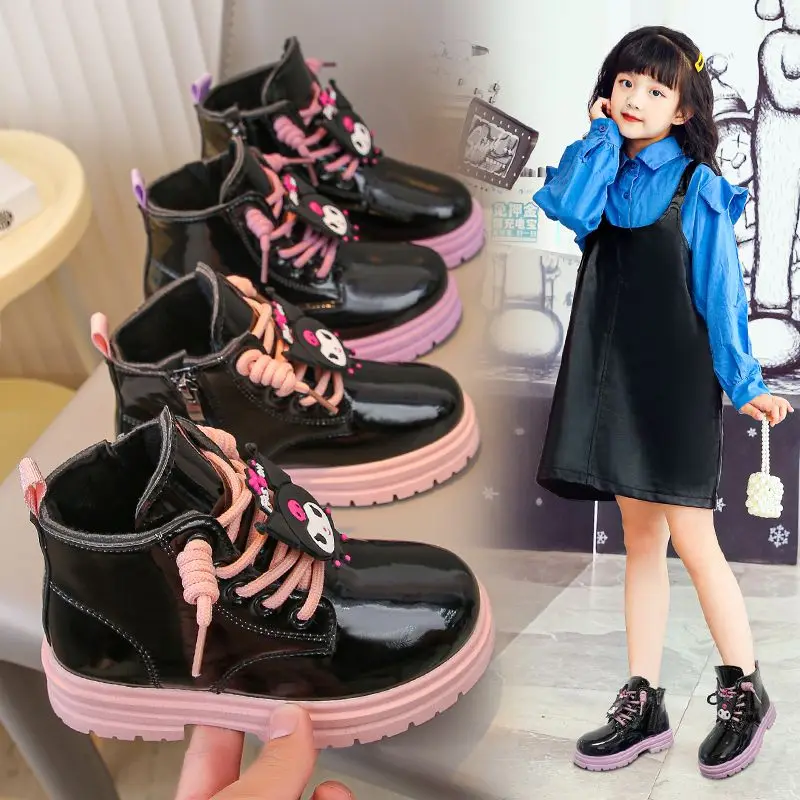 Cute Sanrio Kuromi creative cartoon pattern girls simple fashion versatile non-slip wear-resistant plus velvet warm Martin boots