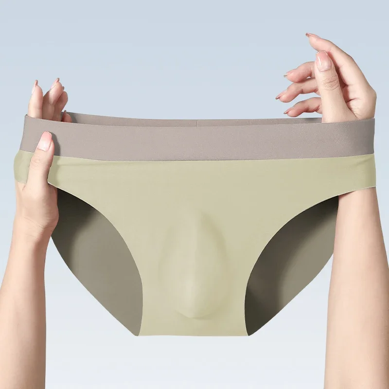 Men's ice silk seamless underwear 3D punch mold triangular underpants summer thin bottom pants Men's sports shorts