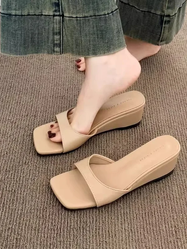 

Женские летние модные уличные сандалии из натуральной кожи на тонком каблуке с открытым носком и тонкими ремешками