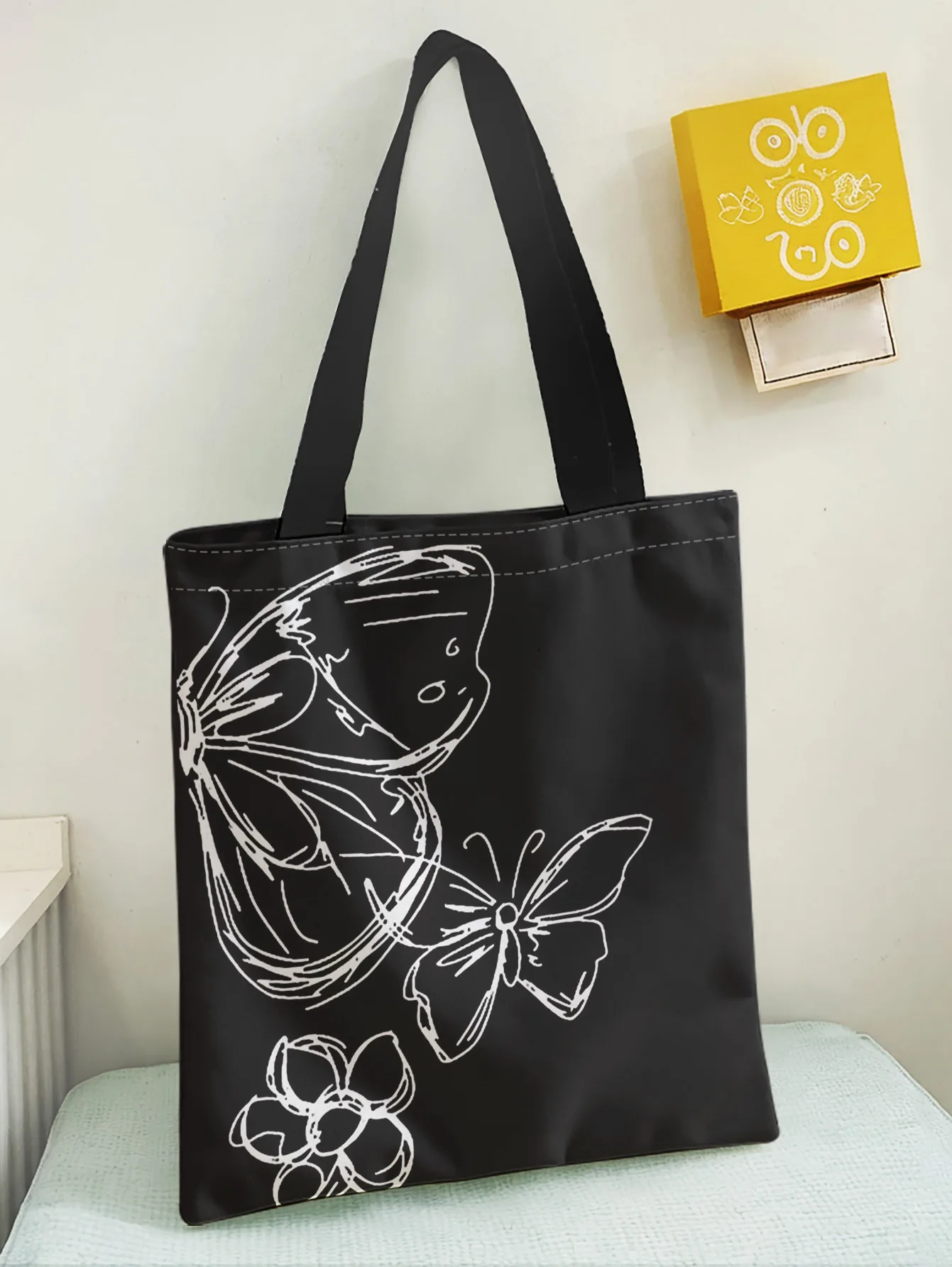 Line Drawing Butterfly Floral Print Tote Bag Large Capacity Shoulder Bag For Shopping Travel Daily Use