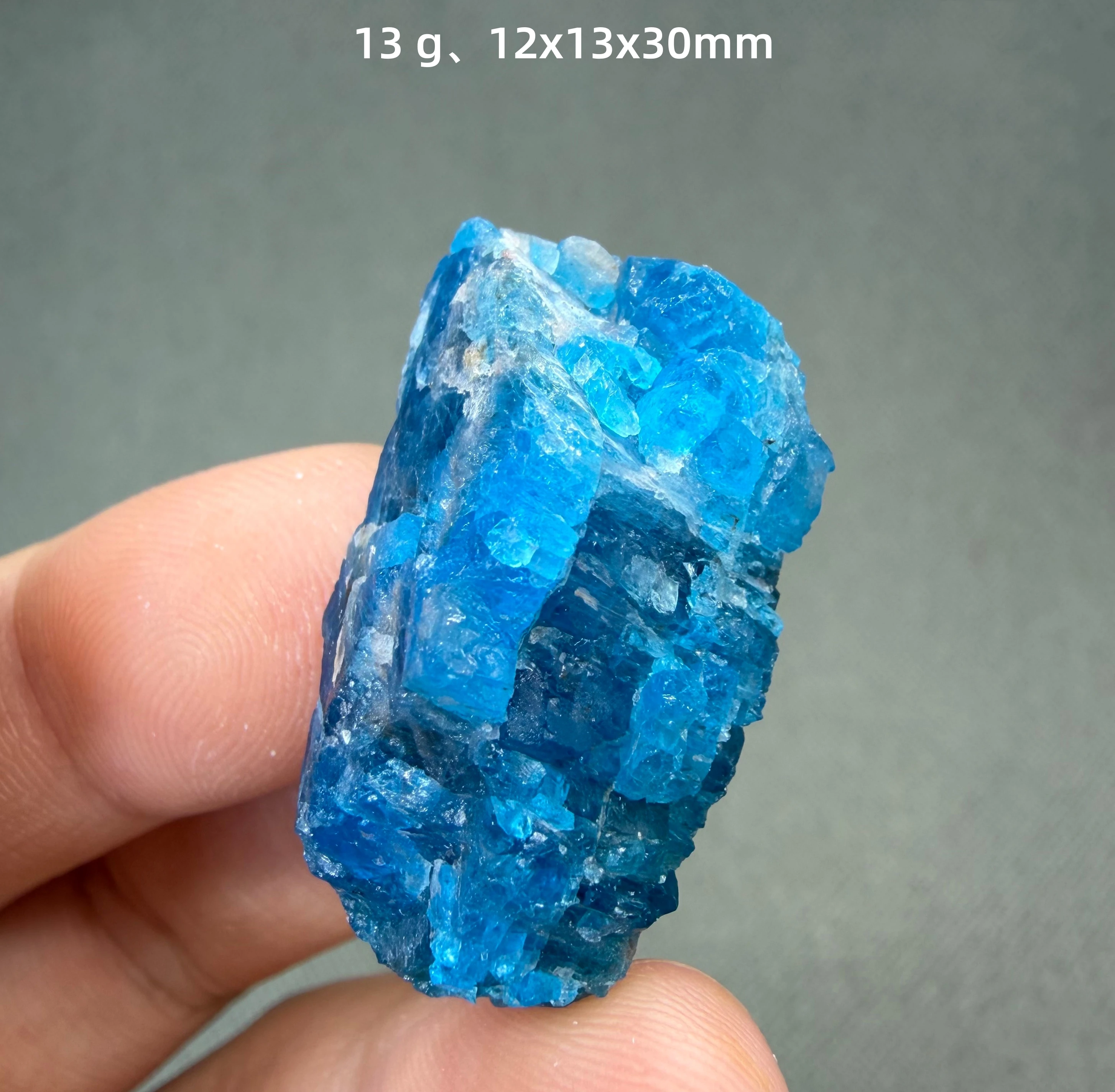 Spécimens minéraux d'apatite naturelle + cristaux et pierres de quartz de guérison, pierres précieuses