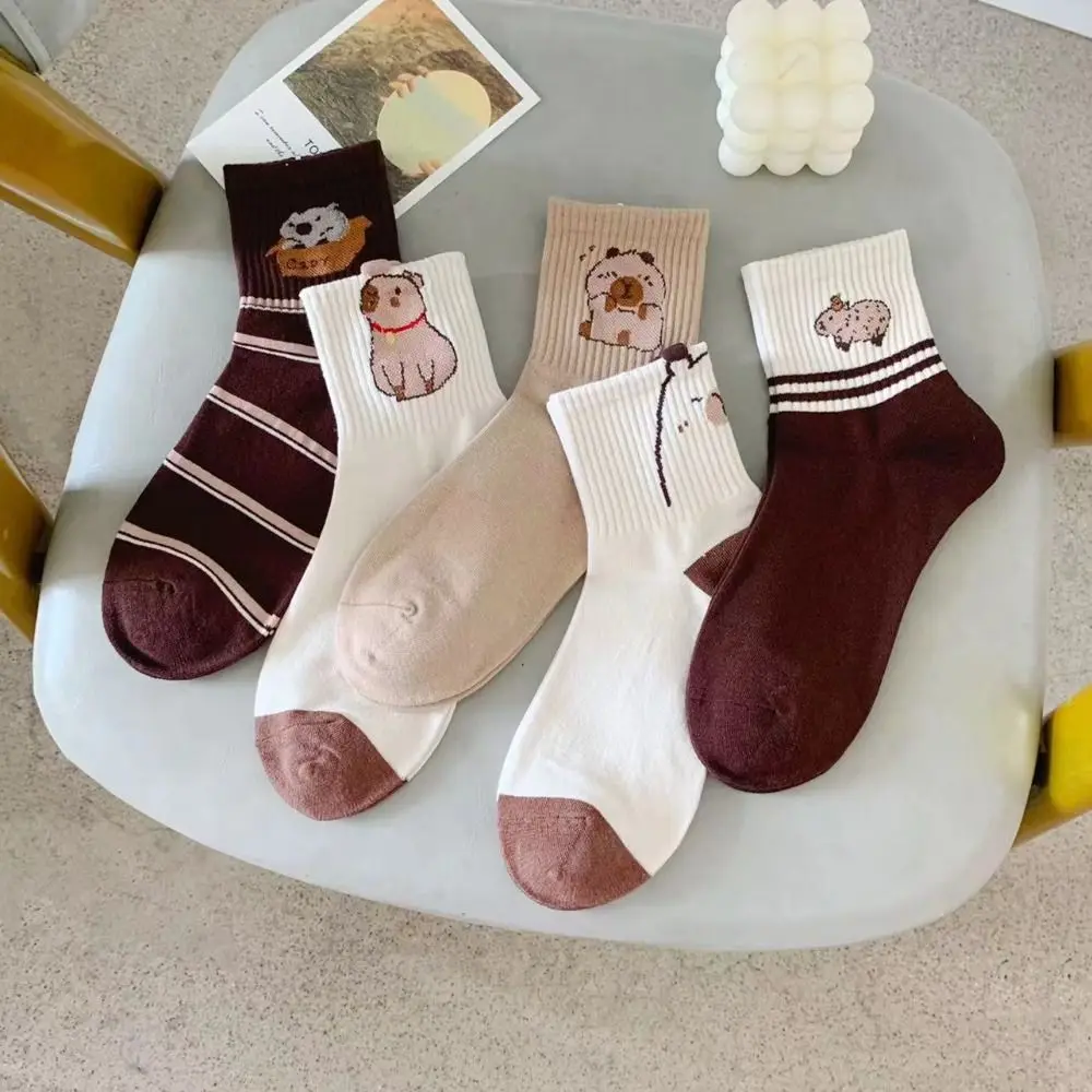 5 pares de calcetines dulces de capibara a media pantorrilla, calcetines bonitos a rayas con dibujos animados, calcetines de tubo de retales para mujer, invierno