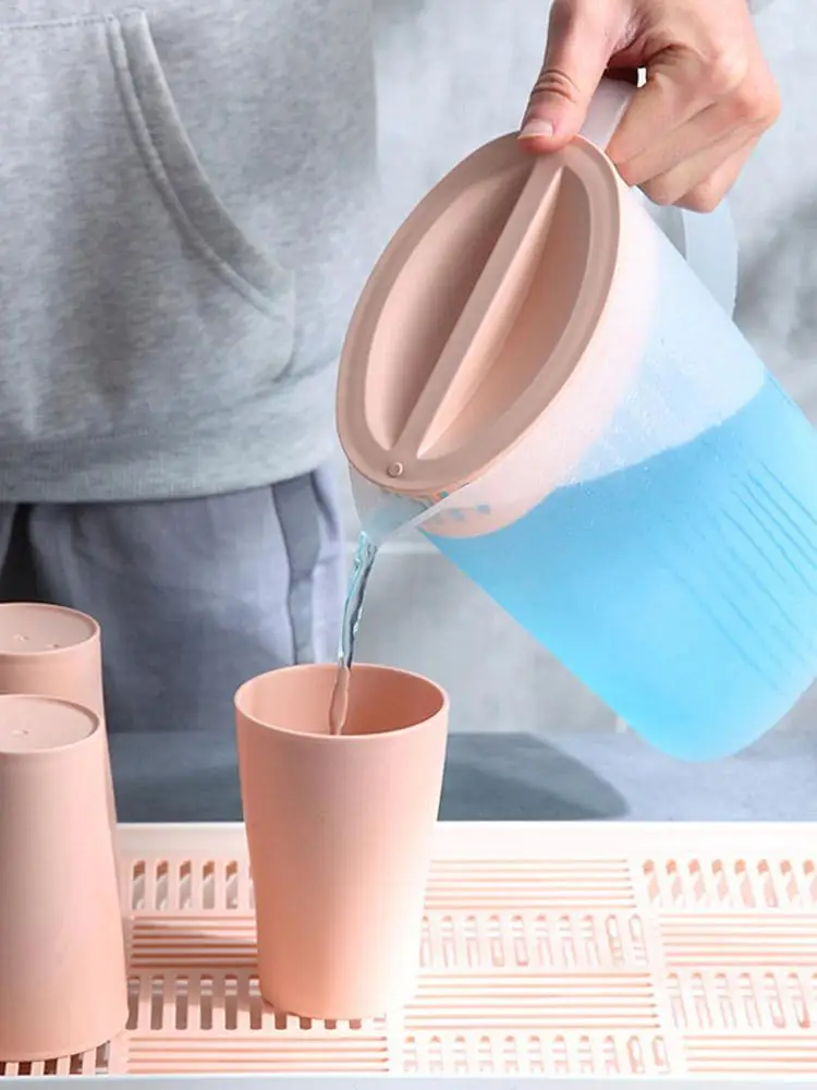 إبريق مياه كبير 1.5 لتر/2 لتر مع مقبض وغطاء مقاوم للحرارة غلاية باردة وساخنة ذات سعة كبيرة إبريق شاي إبريق عصير الماء