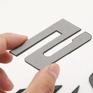 ABS -Chrom -Heckstamm -BMW -Emblem, 3D -Abzeichen, schwarzes Auto -Etikett, Aufkleber, Accessoires im Auto -Stil, BMW X1, X2, X3, X4, X5, X6, X7, GT -Logo 8 Hauptverkäufe BMW x6 - №8