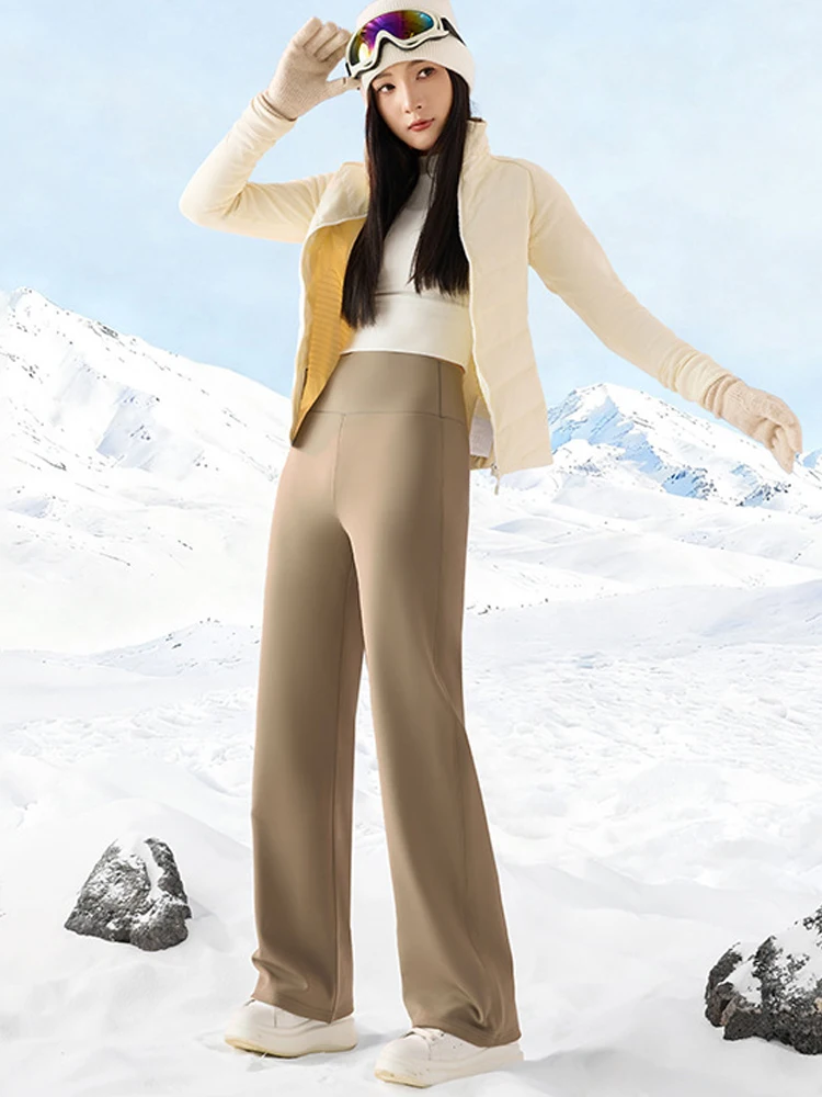 Spodnie damskie 2025, model Ark, spodnie do jogi, wysoki stan, ocieplane, z prostymi nogawkami, kolor mleczny, modelujące pośladki.