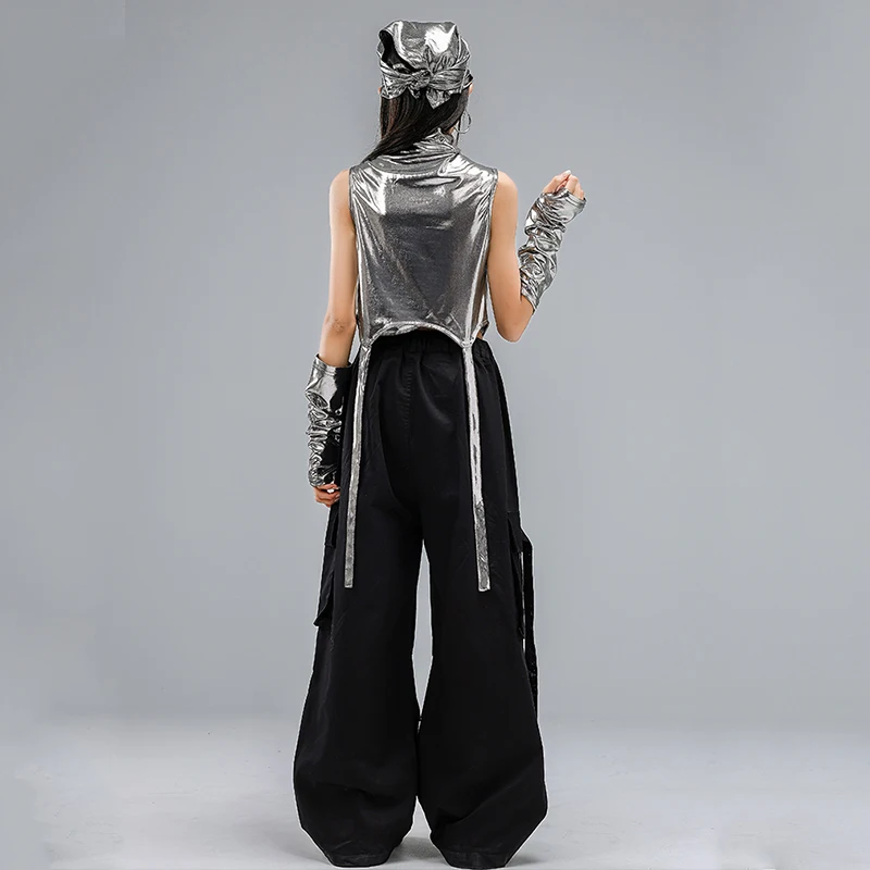 Neues Jazz-Outfit für Mädchen, K-Pop-Bühnenshow-Kleidung, silbernes Crop-Top, schwarze Baggy-Hose, Modell-Performance-Anzug, Street Dancewear 1990