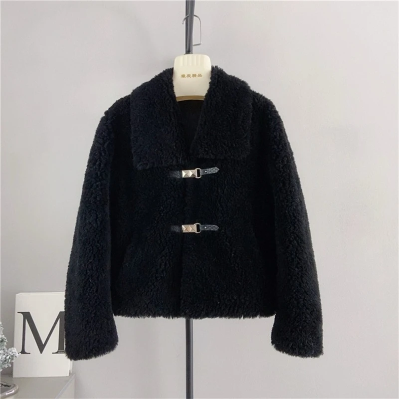 2024 Fall and Winter New Lambswool Fur Buckle Short Jacket Women Sheep Shearling Pure Wool Warm Coat PT4127