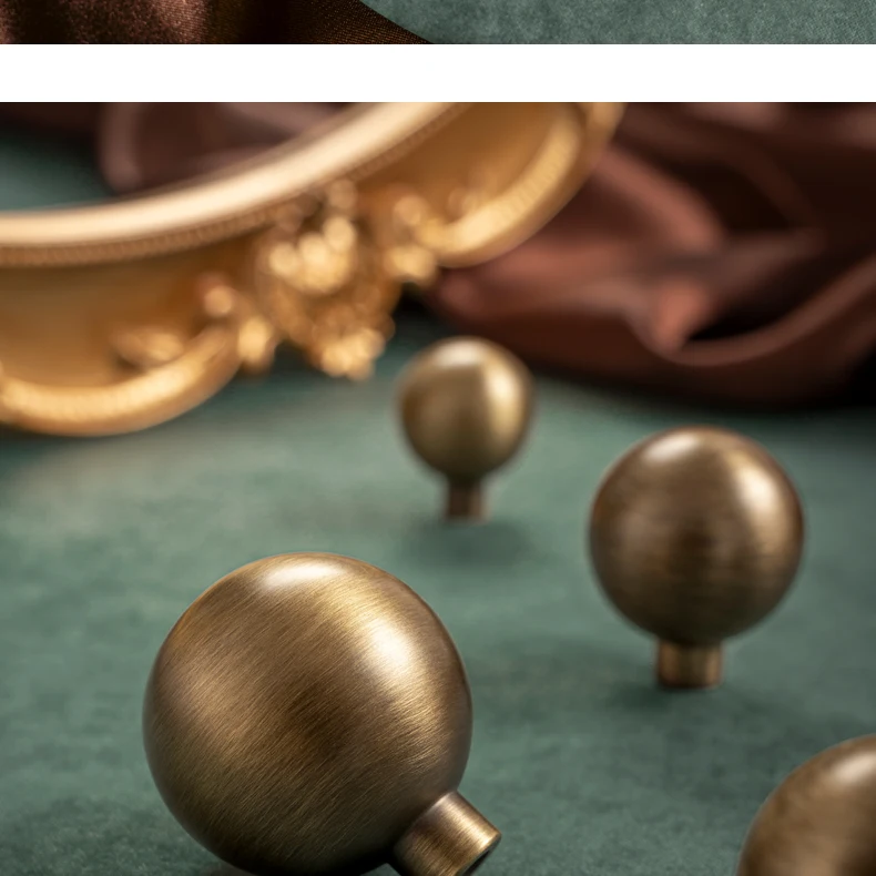 Round antique brushed brass cabinet knob — supplier illustration 5