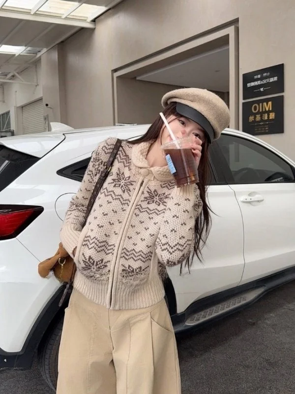 

Trendy Fair Isle Knitted Zipper Ne Sweater Women's Winter New Sweet Top Medium Softn Long Sve Regular Fit Korean Sle