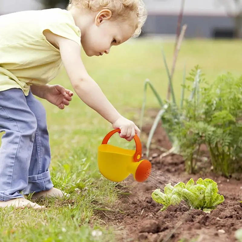 Beach Watering Can Toy Sturdy Construction Mini Handheld Garden Beach Watering Can Toy .Extensive Application Pool Party