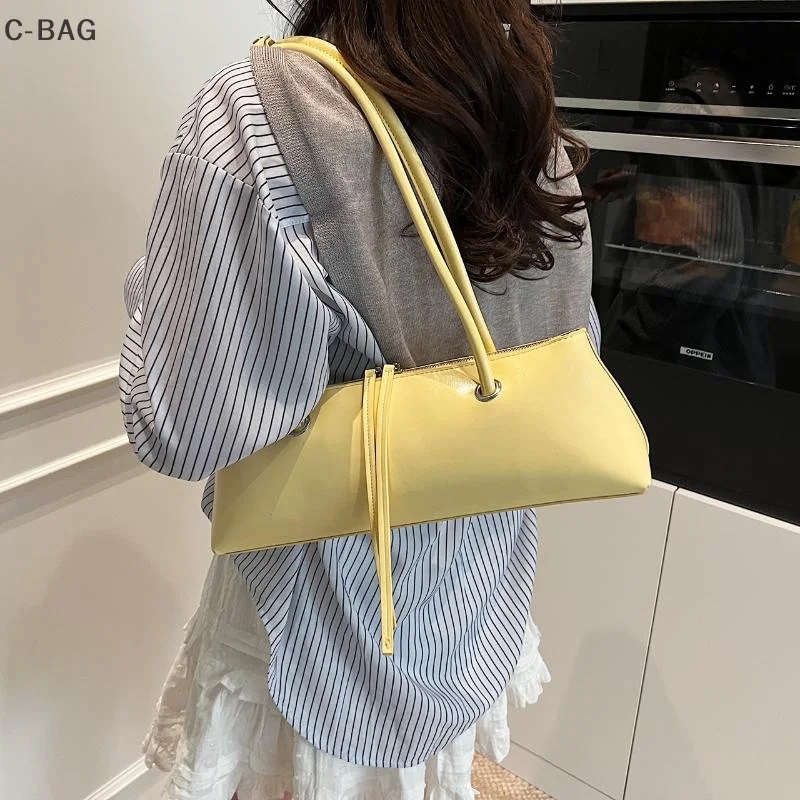 

Fashion Women's Commuter Bag Pu Leather Underarm Bag Ladies Large Capacity Shoulder Handbag Pillow Travel Bag Female