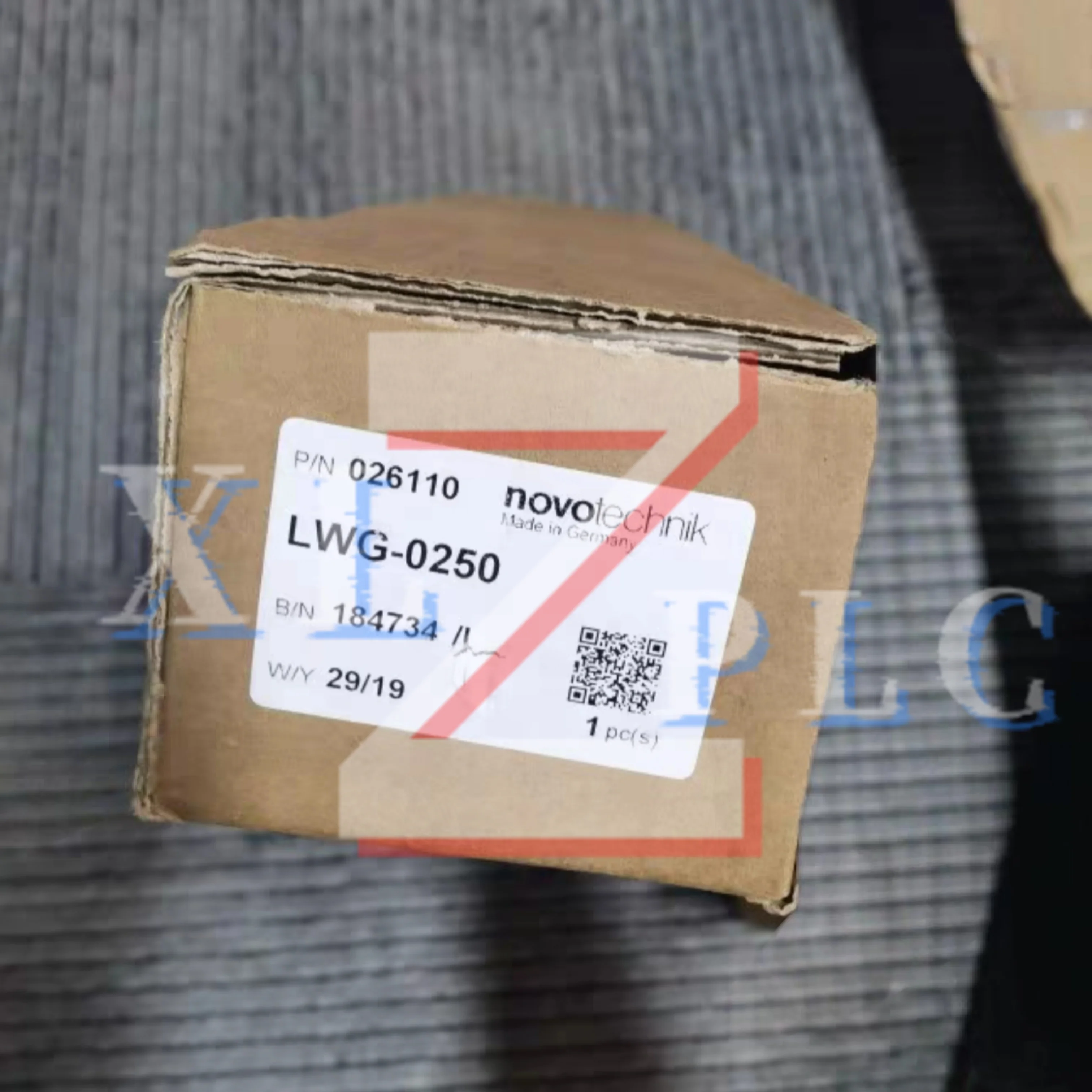 

Displacement sensor new original LWG-0250 LWG-0300 LWG-0360 LWG-0400 LWG-0450