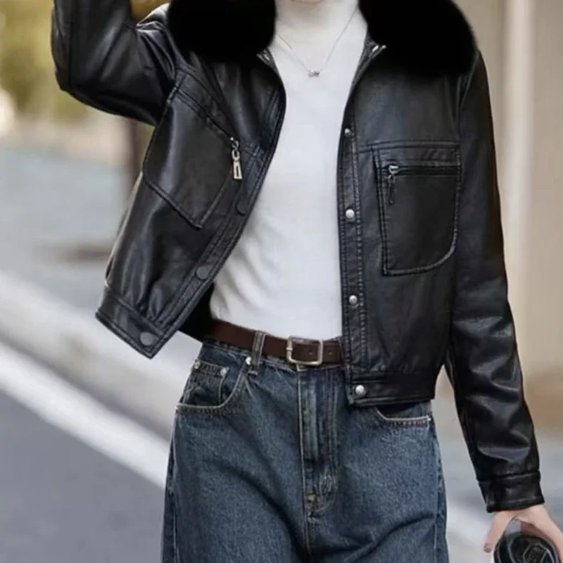 

2025 Fashion Short Leather Jacket Women's Fleece Thicken PU Coat Autumn Winter Fur Collar Loose Tops Streetwear Lady Outerwear