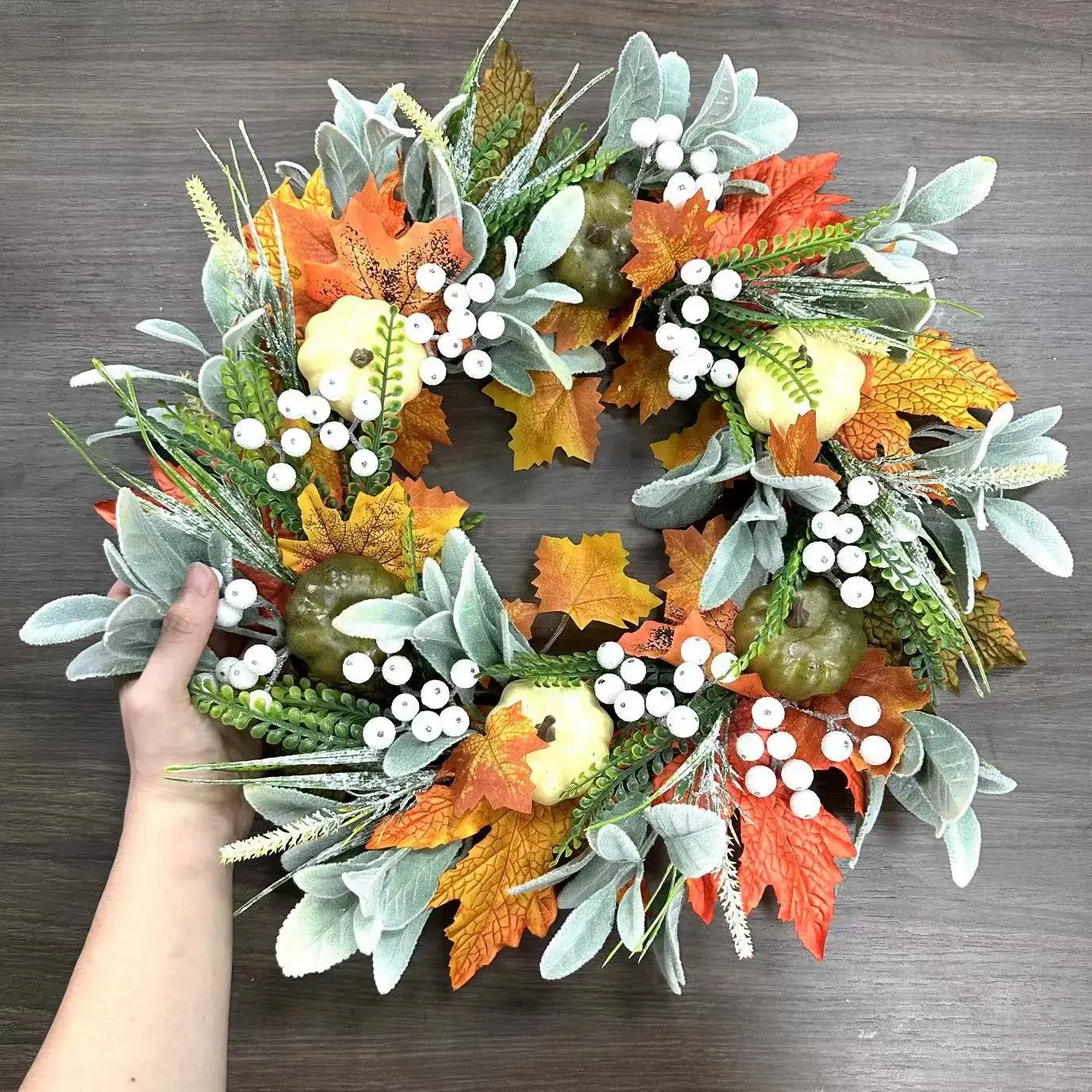 

Halloween Autumn Flower Wreath Simulation White Pumpkin Maple Leaf Door Hanging Garland Thanksgiving Harvest Home Decor