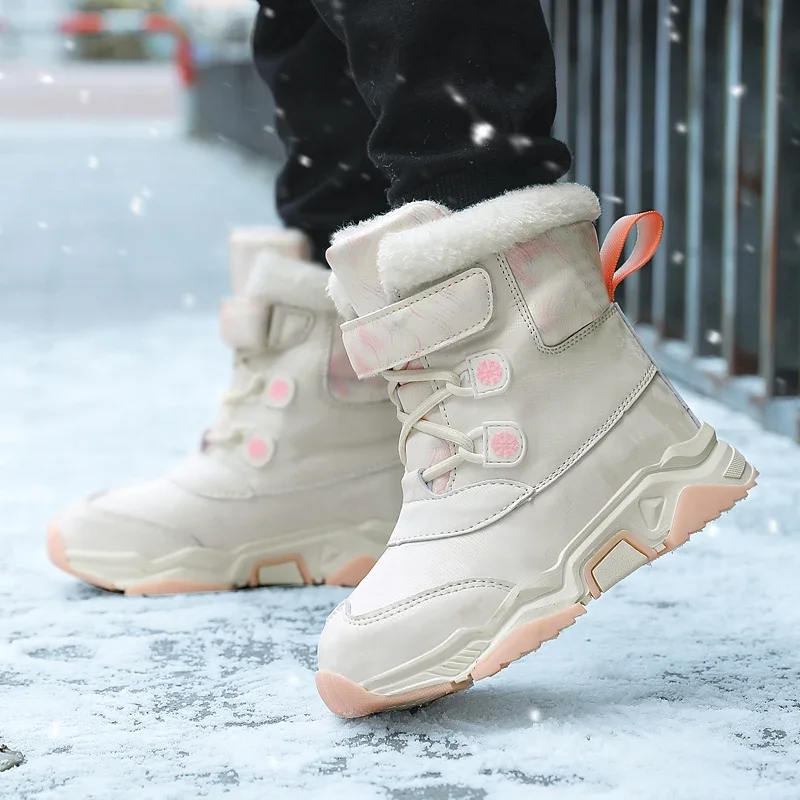 

Зимние белые меховые сапоги для мальчиков и девочек, теплые бархатные ботильоны, детские зимние ботинки, уличная нескользящая детская хлопковая обувь с высоким берцем