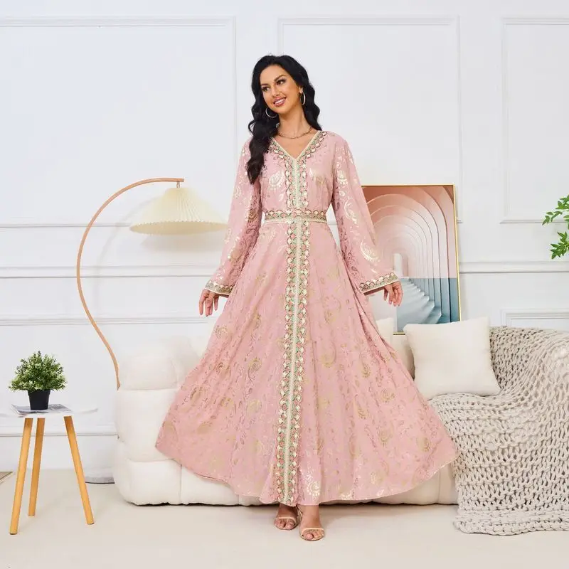 

Длинный модный золотой Emed для похудения Dr Dubai, дорожный халат, Ближний Восток, арабская одежда, полиэстер, весна 2024, весна 2024