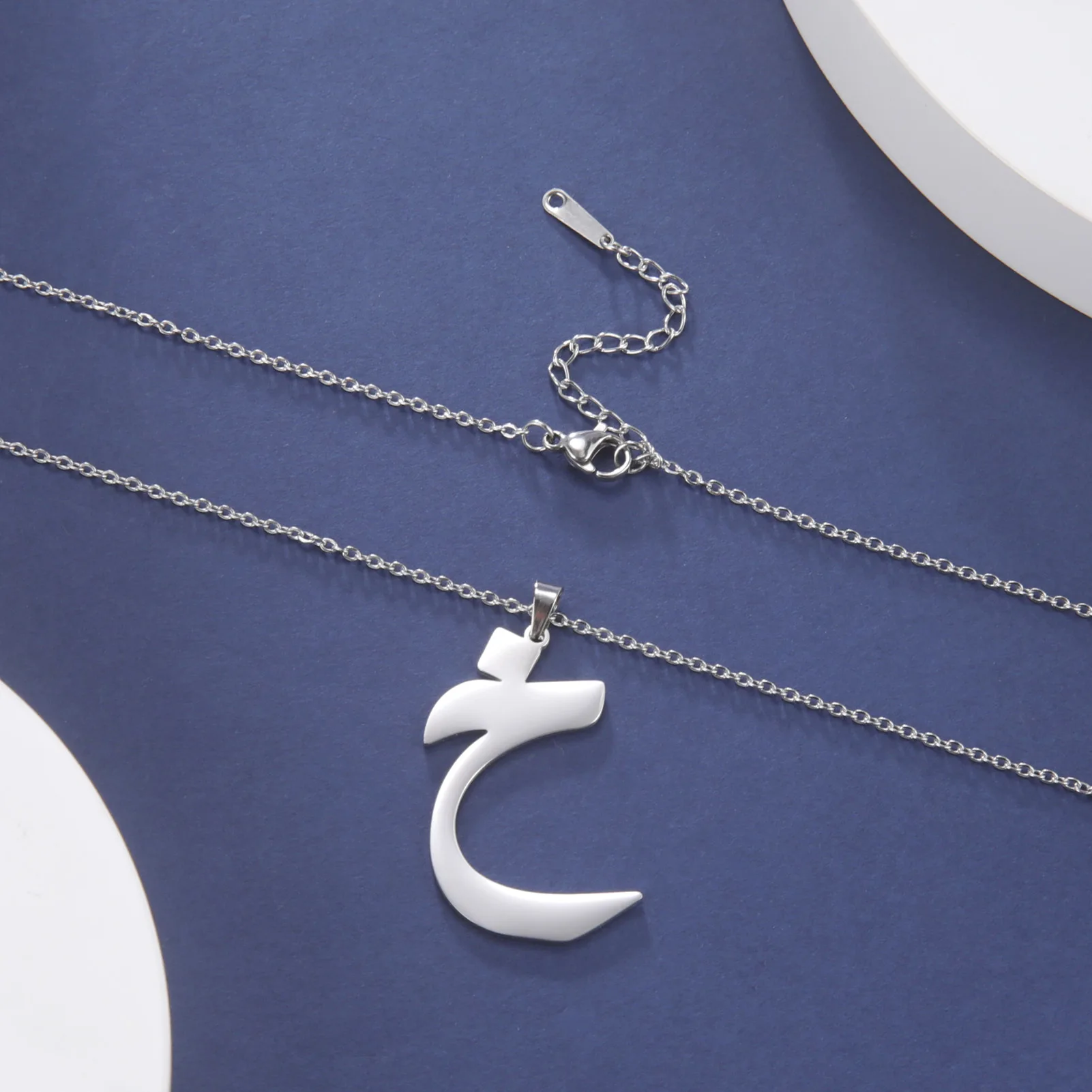 Stainless Steel Arab letters Pendant Necklace For Women Fashion Ladies sliver Color Clavicle Chain High Quality Jewelry Gifts