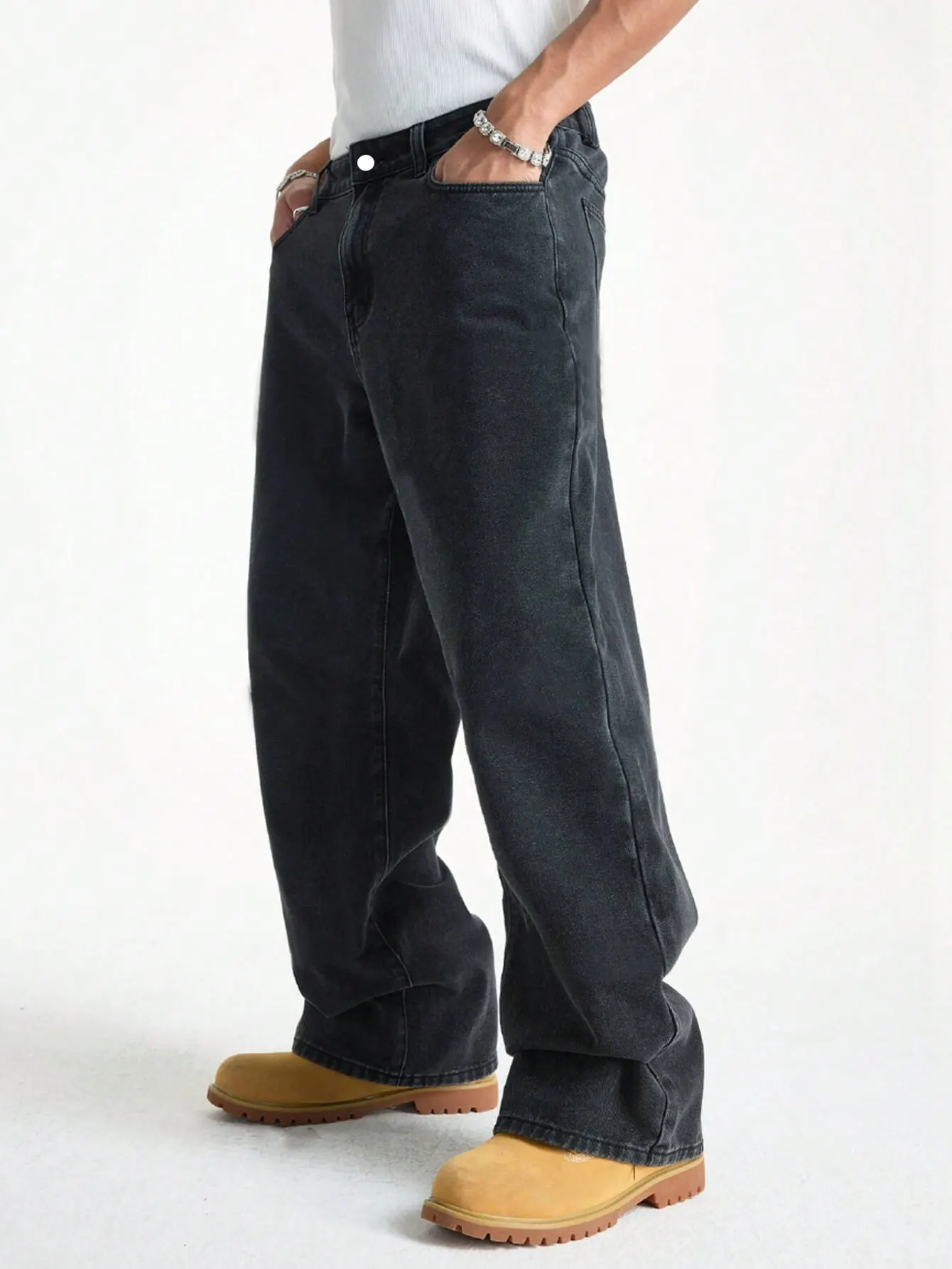 

Мужские джинсы в стиле ретро: классические прямые брюки для повседневной носки, удобный крой, мужская одежда