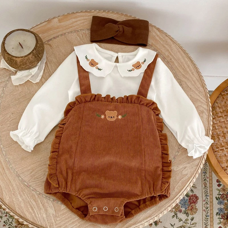 Autumn New Baby Clothing, 0-4 Year Old Female Baby, Small Bear Rusty Flower Collar Top+Strap with Mushroom Edge 2-piece Set