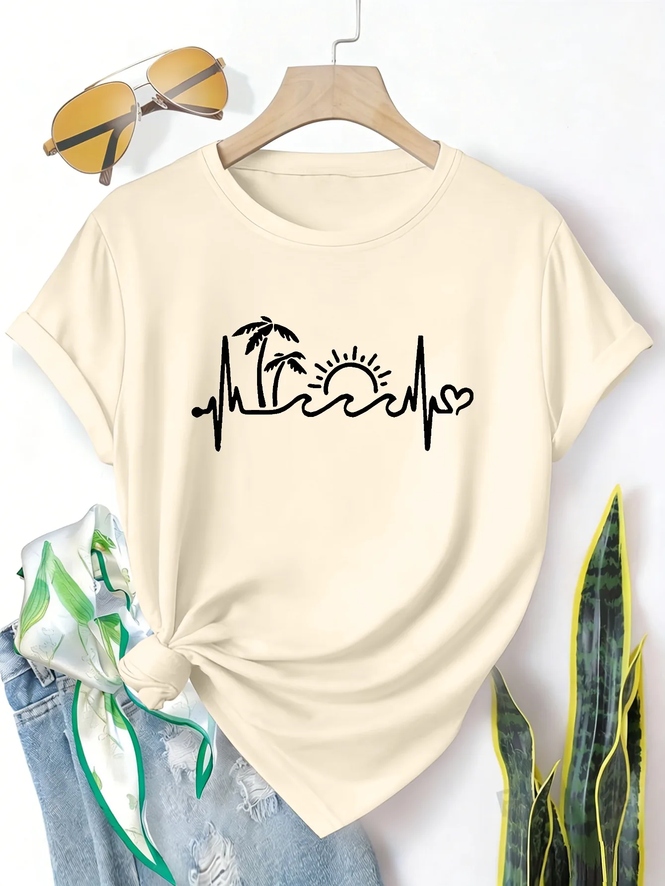 

Plus size women's short sleeve T-shirt Palm Tree Sun Heart Pulse Must-haves for Spring and Summer summer outfits women's