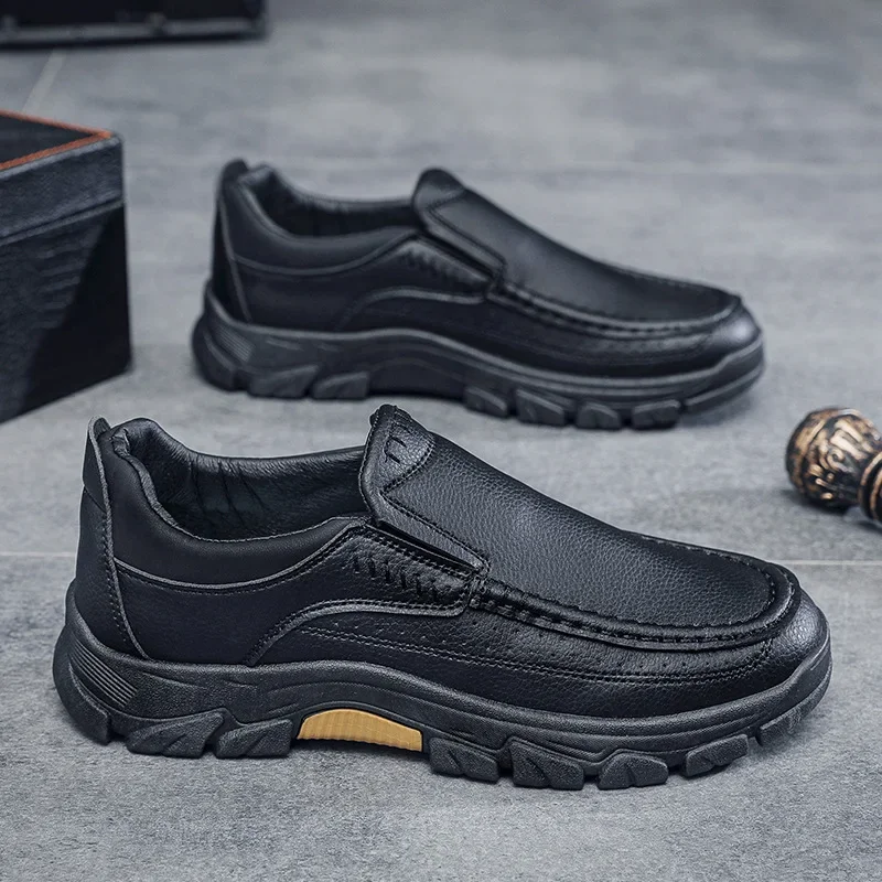 Men's Hand-Stitched Fashion Loafers Solid Color Low-Top Casual Shoes Simple Trendy Slip-On Sneakers, Men's Shoes for All Seasons