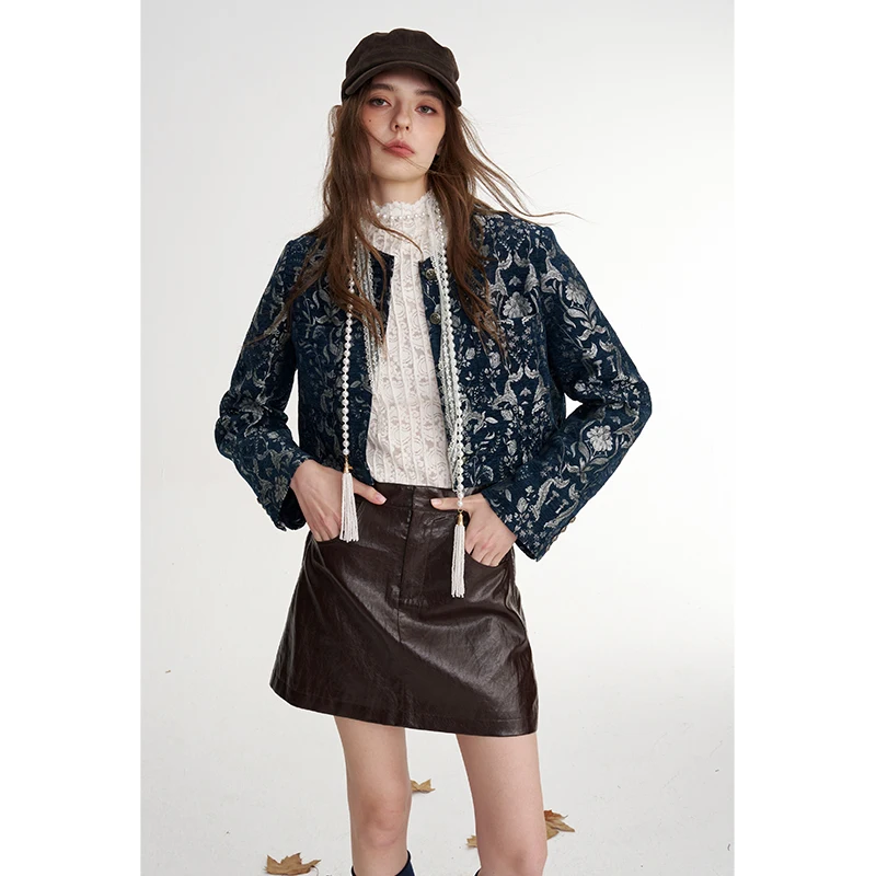 ELFSACK Neo-Chinese Floral Print Crop Jacket, Oriental Aesthetic Long Sleeve Outerwear for Everyday Wear