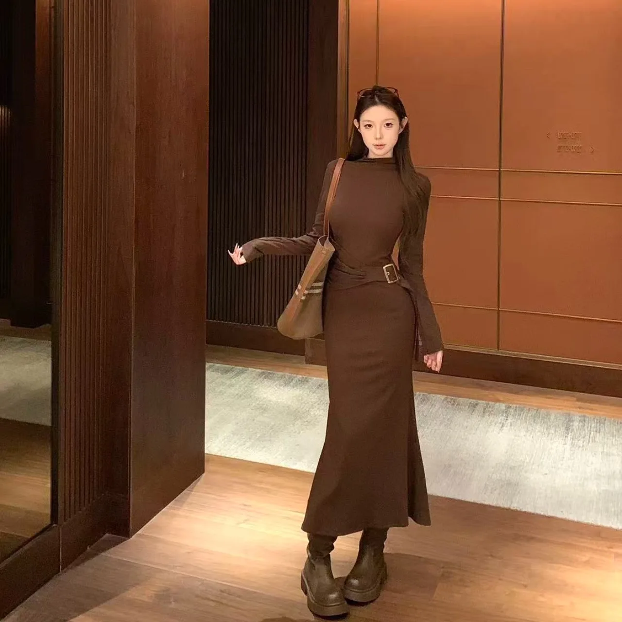 

Slimming Long Sve Fce round Ne Dr Women's Faionable Autumn Winter New Sle Pure Desire Spicy Girl Bodycon Dr