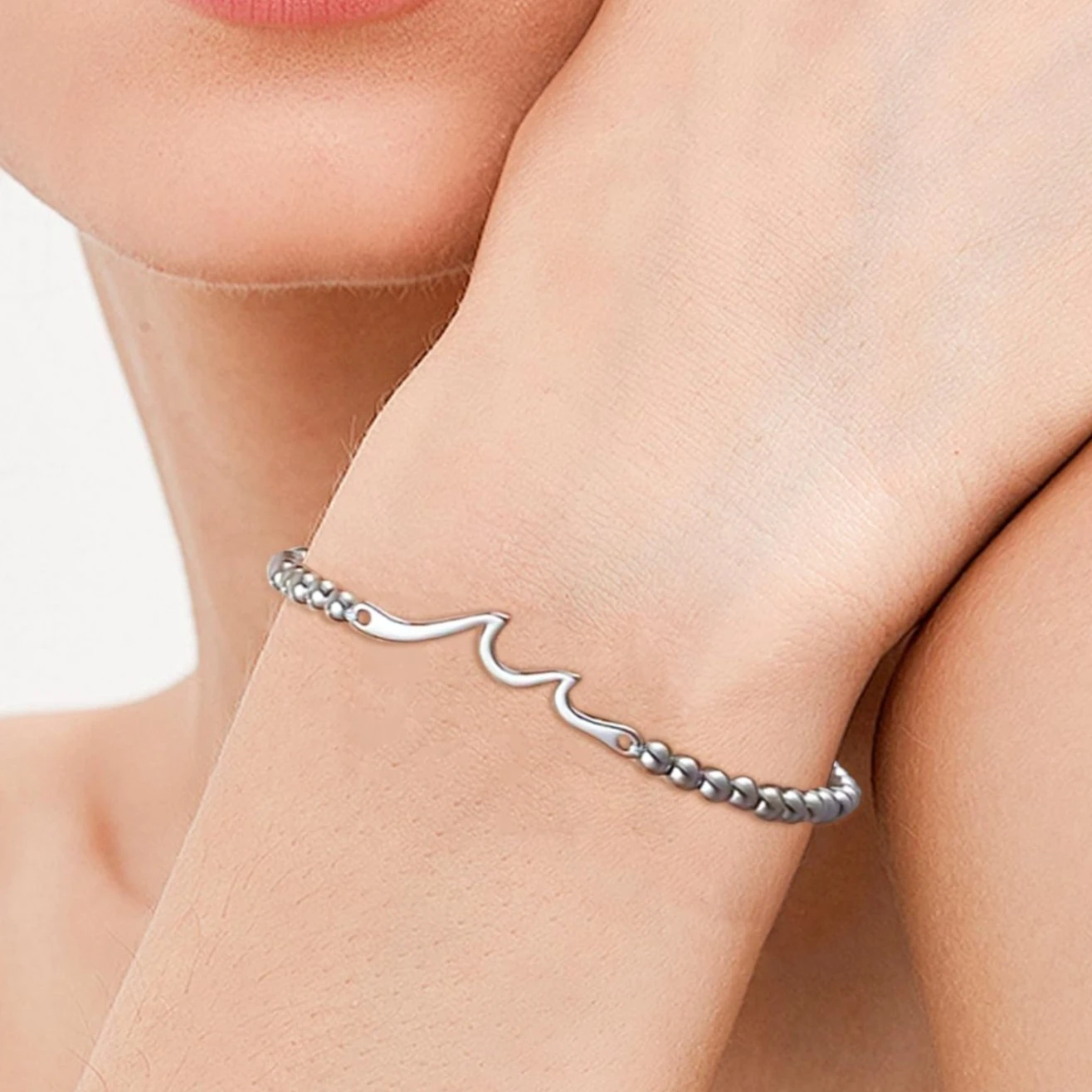 

Trendy 18K Gold Plated Non-fading Stainless Steel Wave Bracelet with 5mm Beads Fashion Couple Bracelets Birthday Gift