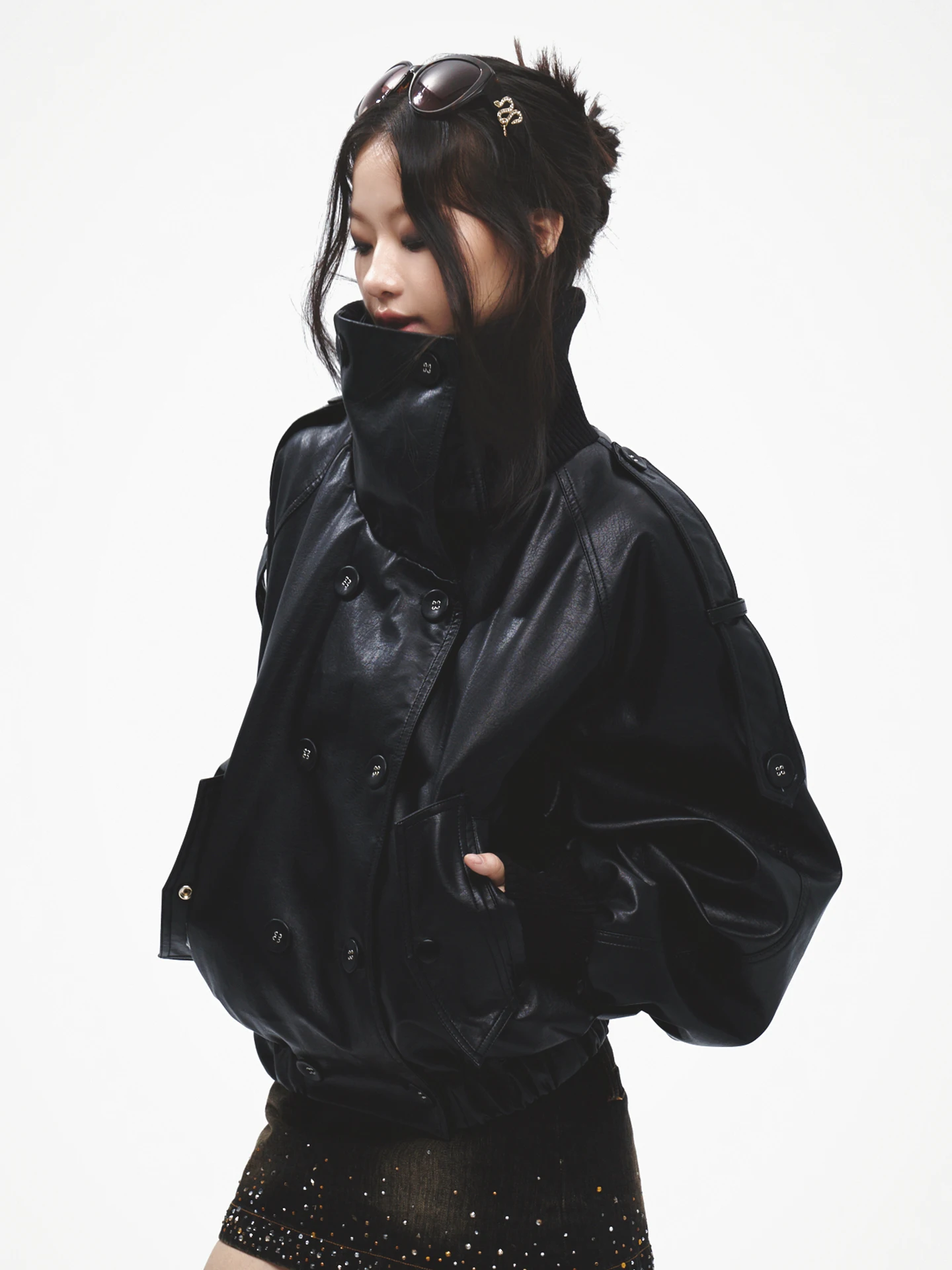 

Кожаная куртка BabymonsterAsa в стиле ретро-панк с металлическими пуговицами, женская свободная куртка из искусственной кожи с длинными рукавами