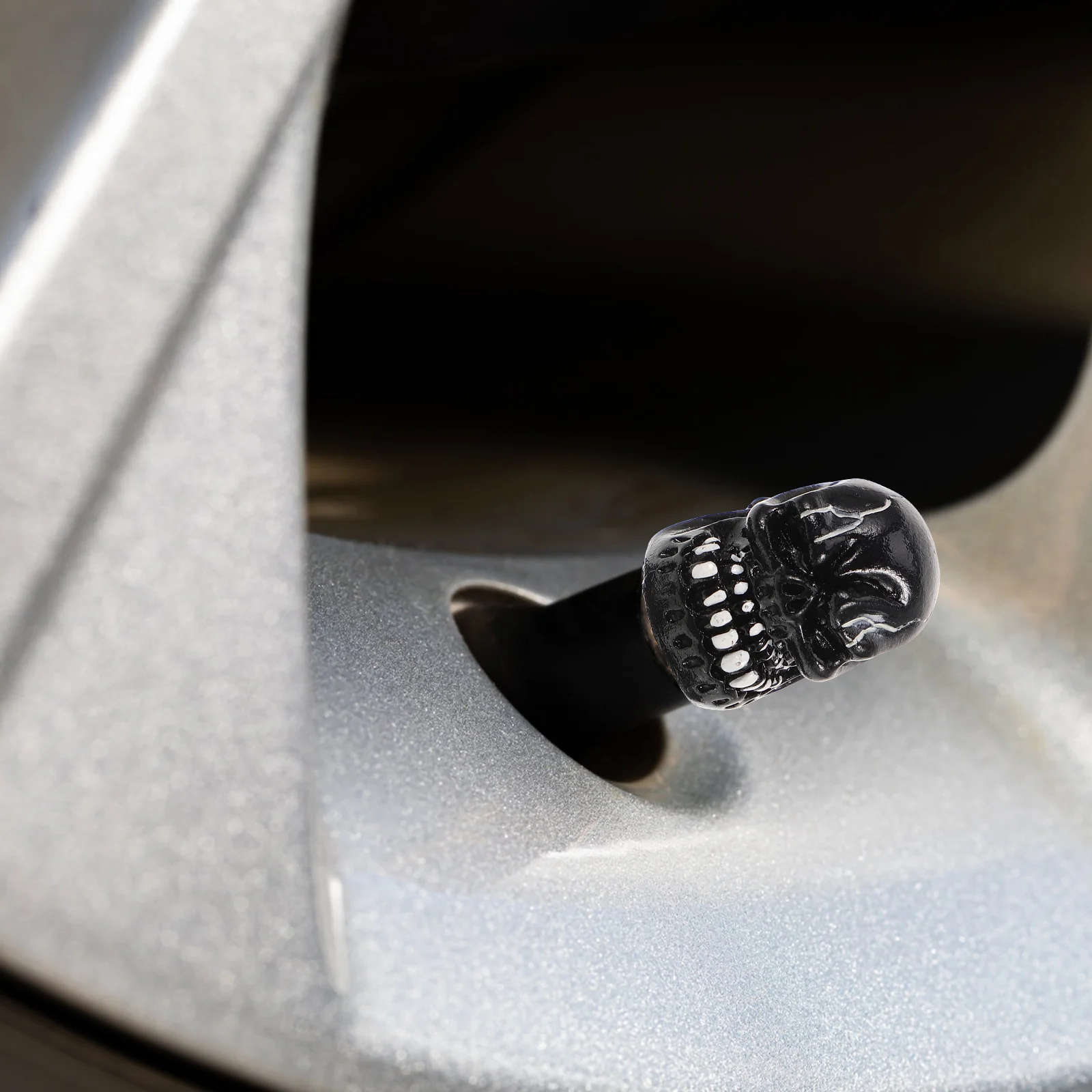 

4 шт. колпачки для клапанов шин в форме черепа, креативный дизайн, автомобильные шины, клапаны, сменные крышки для воздушных сопел, прочный металлический автомобиль