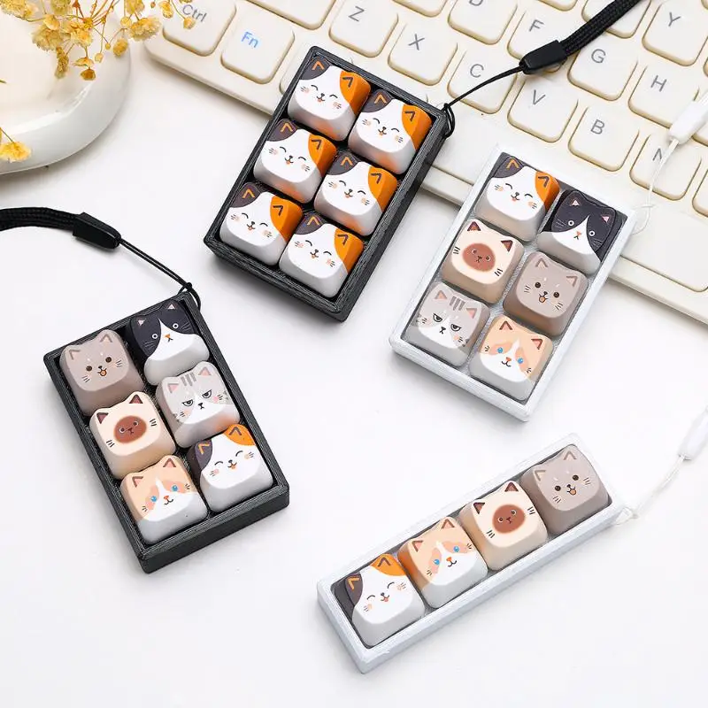 Hot Sale 4/6 Keys Anti-stress Pendant Keyboard Keycap Cat Fidget Keychain Finger Button Pass The Time Calming Keychain Keys