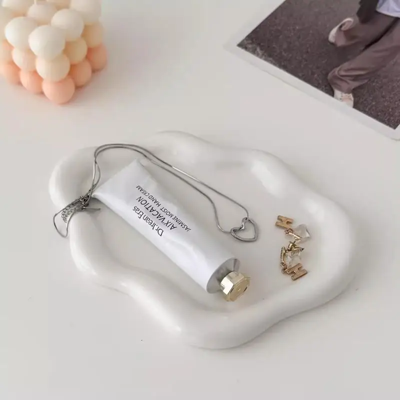 Einfaches Schmuckaufbewahrungstablett, kreative Wolkenformen, galvanisiert, Schmuck- und Ohrring-Display, Tischschale für Damen – Detail 8