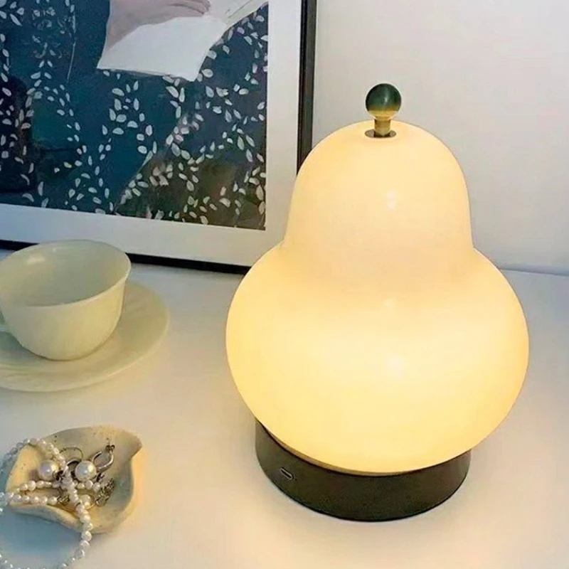 Bauhaus Cream Style…