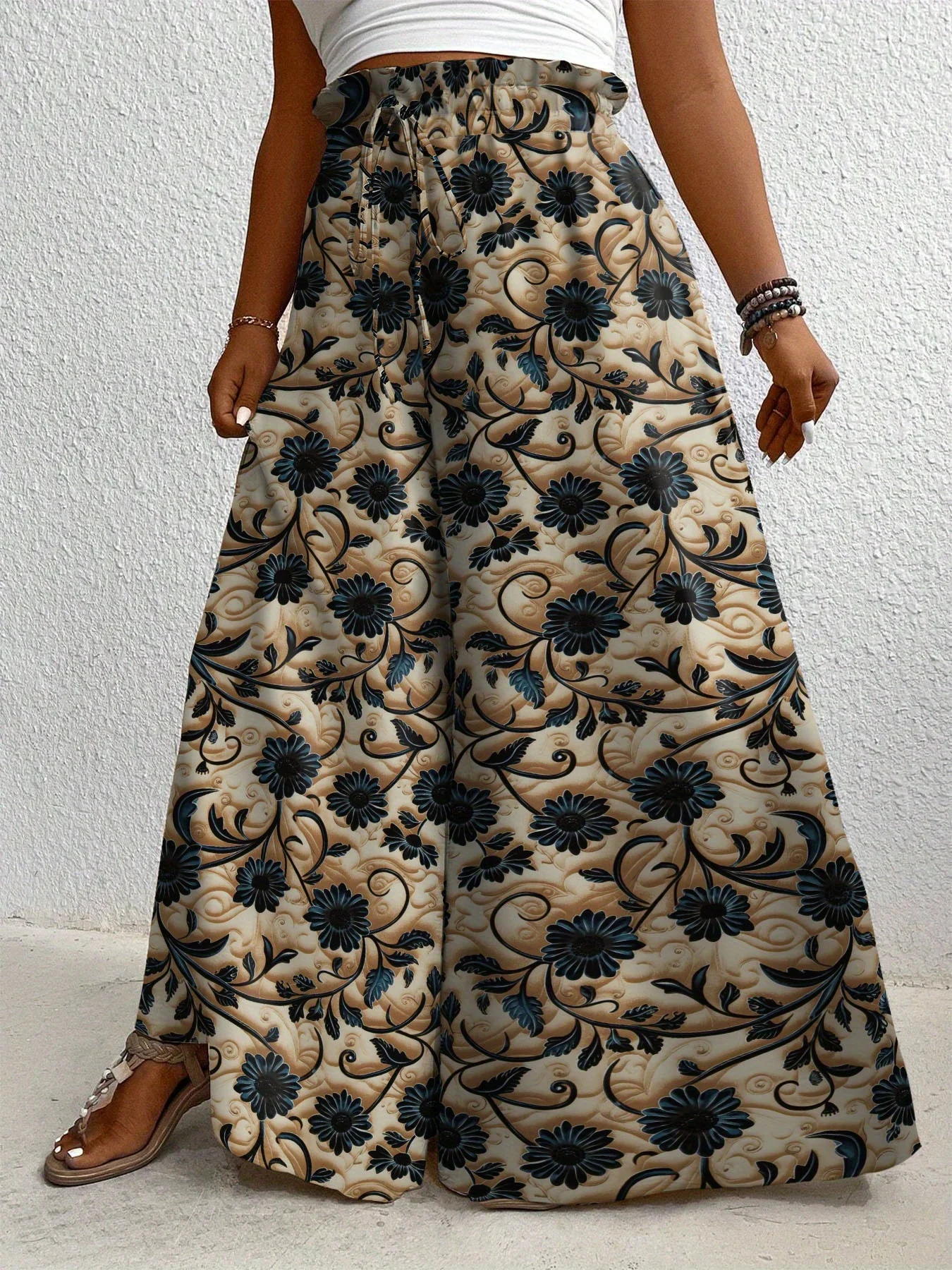 Stilvolle Damenhose in Übergröße mit Blumenmuster – Weite, Lässige Resort-Style Lange Hose für Frühling und Sommer – Detail 5