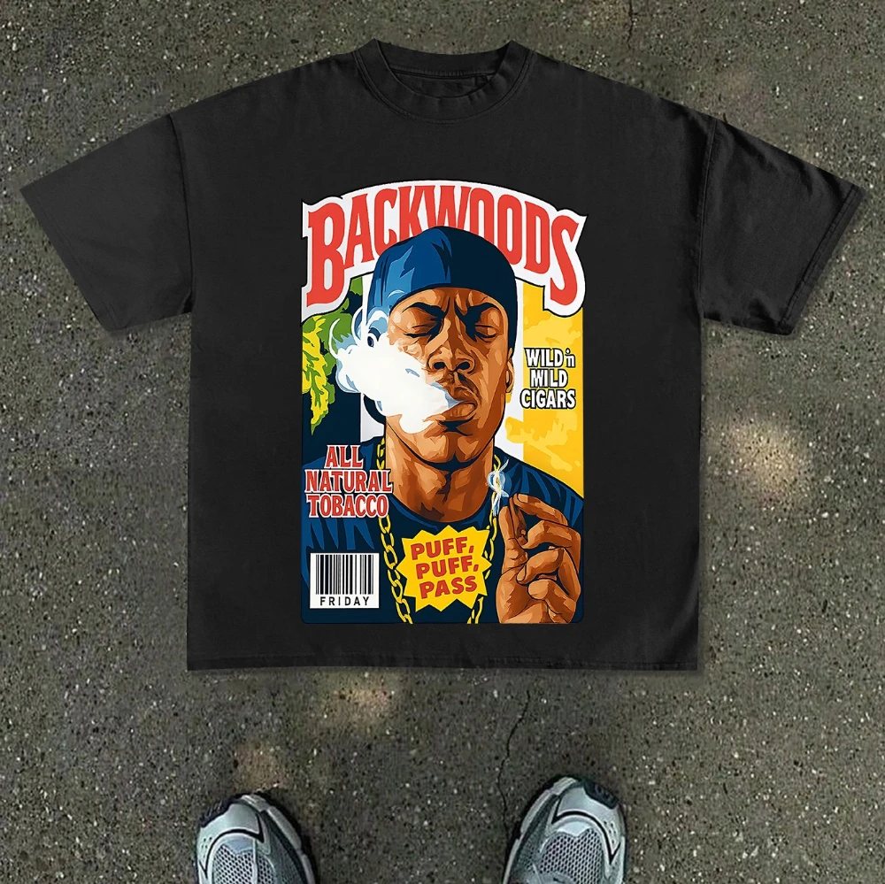 Neues Herren-T-Shirt im Y2K-Stil mit lockerer Passform und Comic-Charakter-Print auf der Vorderseite mit Elementen wie BACKWOODS.