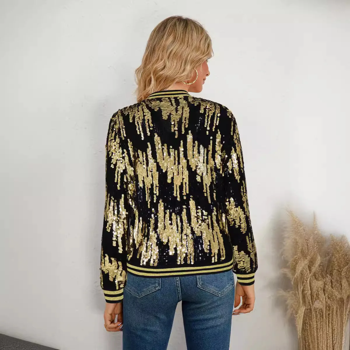 Women's Slim Fit Sequin Decorated Slim Fit Jacket Fashionable Casual Autumn Winter Commuting Baseball Uniform