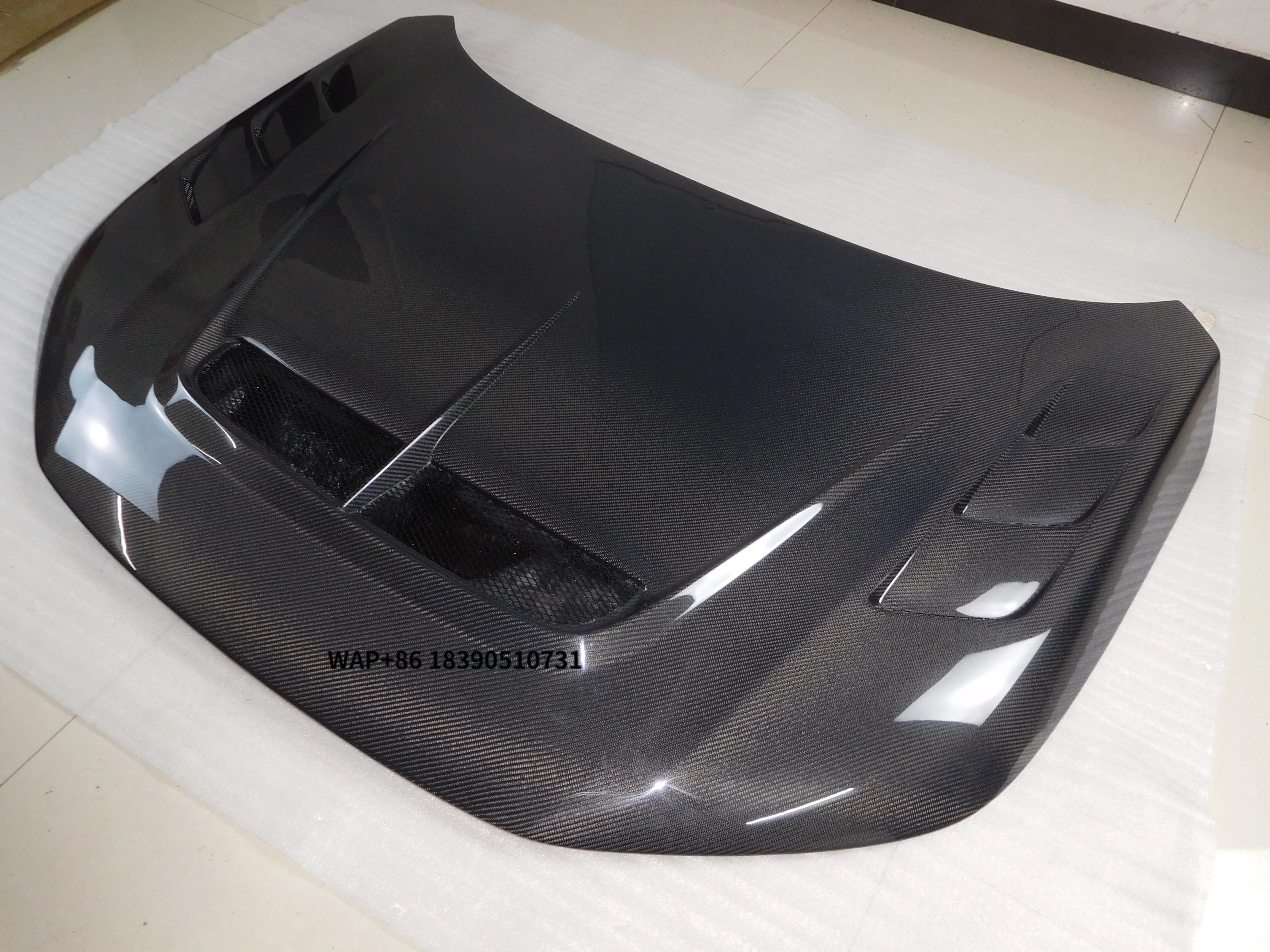 

V Type New Carbon Fiber Engine Hood for for Civic Type-R FL5 car Hood Bonnet