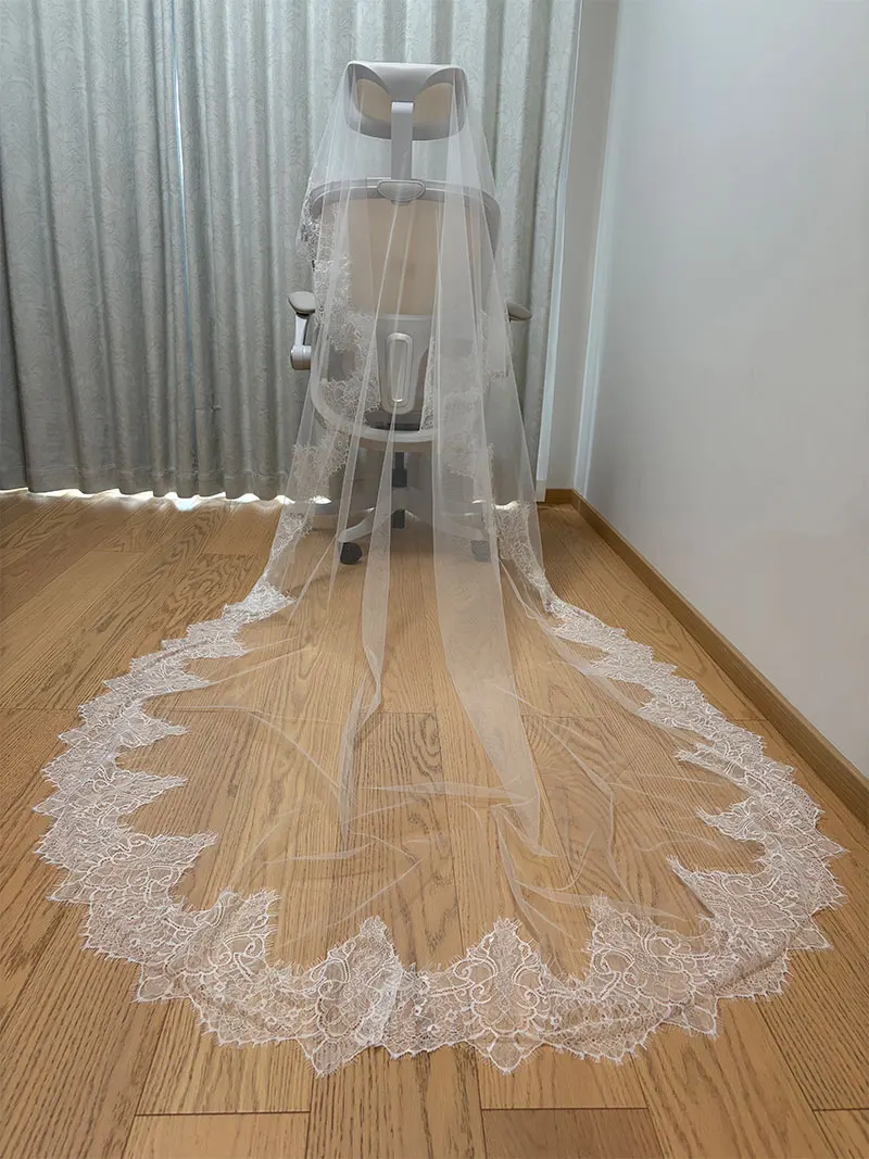 Real Photo 3M One Layer Wedding Veil With Comb Soft Eyelash Lace Edge Bridal Veils Appliqued Cathedral Bride Headwear Custom image 3