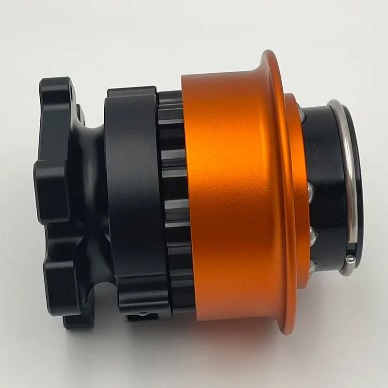 

Simagic QR-A быстроразъемный адаптер для анодирования из алюминиевого сплава для базового колеса и рулевых колес серии Simagic Alpha EVO