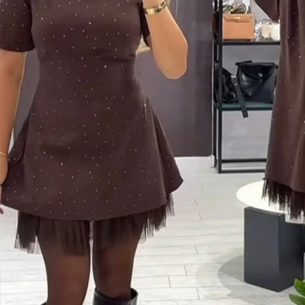 Womens Elegant Dress 2025 Summer Sleeveless Square Neck Mesh Pleated Rhinestone Solid Color Slim Fit Casual Commuter Midi Gowns