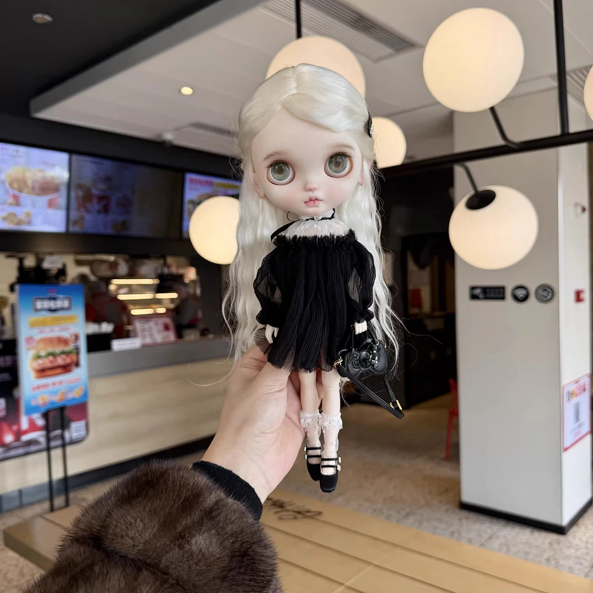 

30cm Blyth Doll Clothe Accessories A Black Chiffon Dress With A Sweet Yet Edgy Vibe For The Wealthy Heiress For Blyth Doll OB24