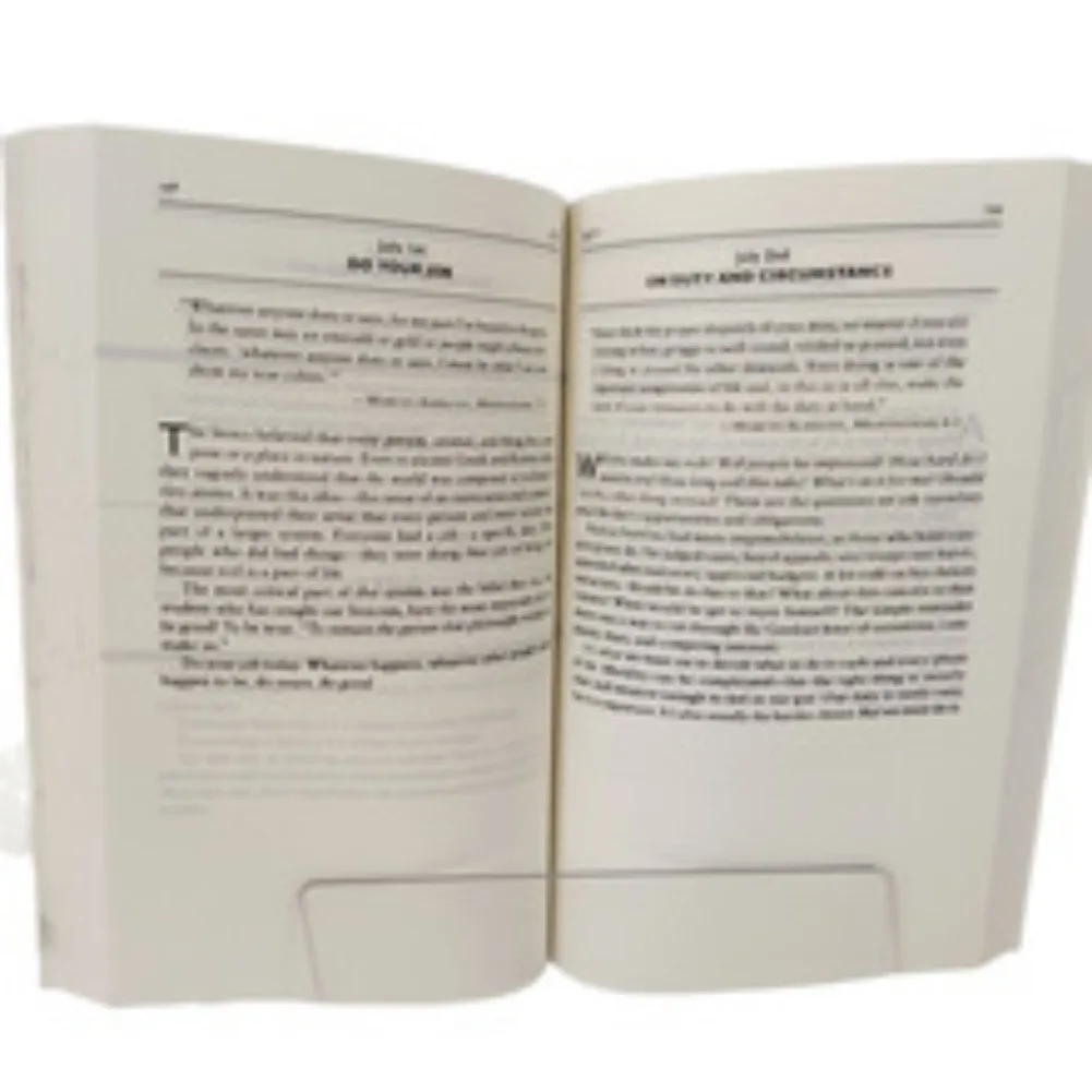 The Daily Stoic بقلم Ryan Holiday 366 Meditations on Wisdom Perseverance and the Art of Living Book Libros
