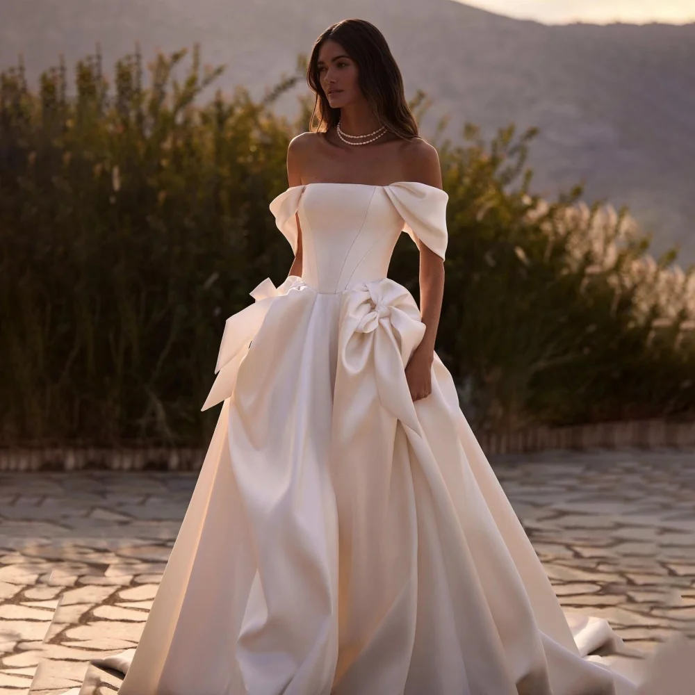 

Customized Exquisite Strapless Off The Shoulder Wedding Gown Charming Bow Zipper Sweep Train Bridal Dresses Vestidos De Noiva
