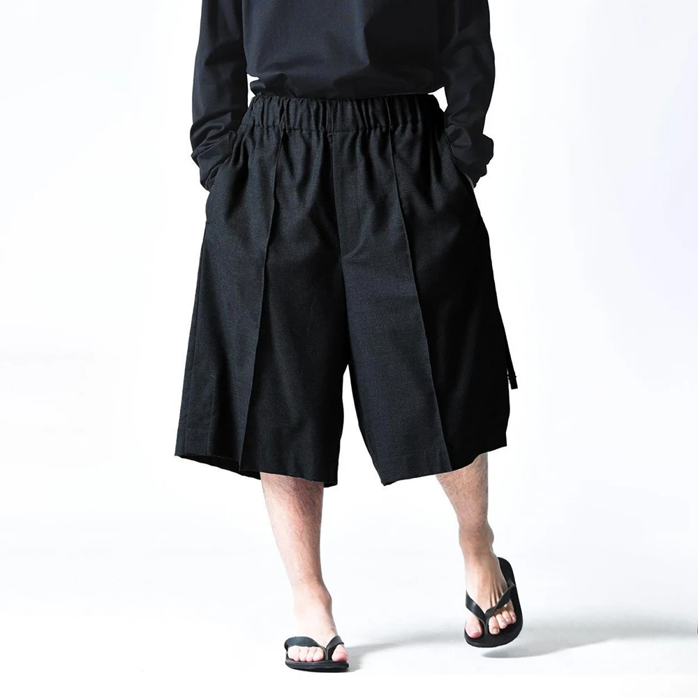 

Mens Dark Plain Wide-Leg Mid-Length Pants Summer Streetwear Fashion Youth Outdoor Japanese Six-Point Pants Men'S Wear 2026 New