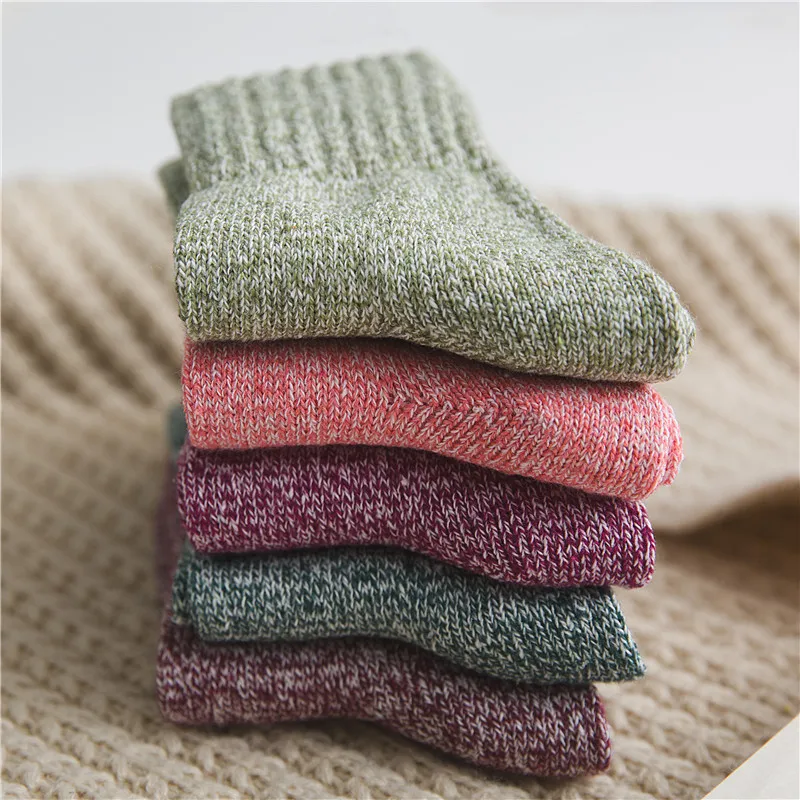 Womens Wool Socks Winter Athletic Knit Pattern Sports Sock Warm Wool Socks Soft Thick Mid Calf 5 Pairs